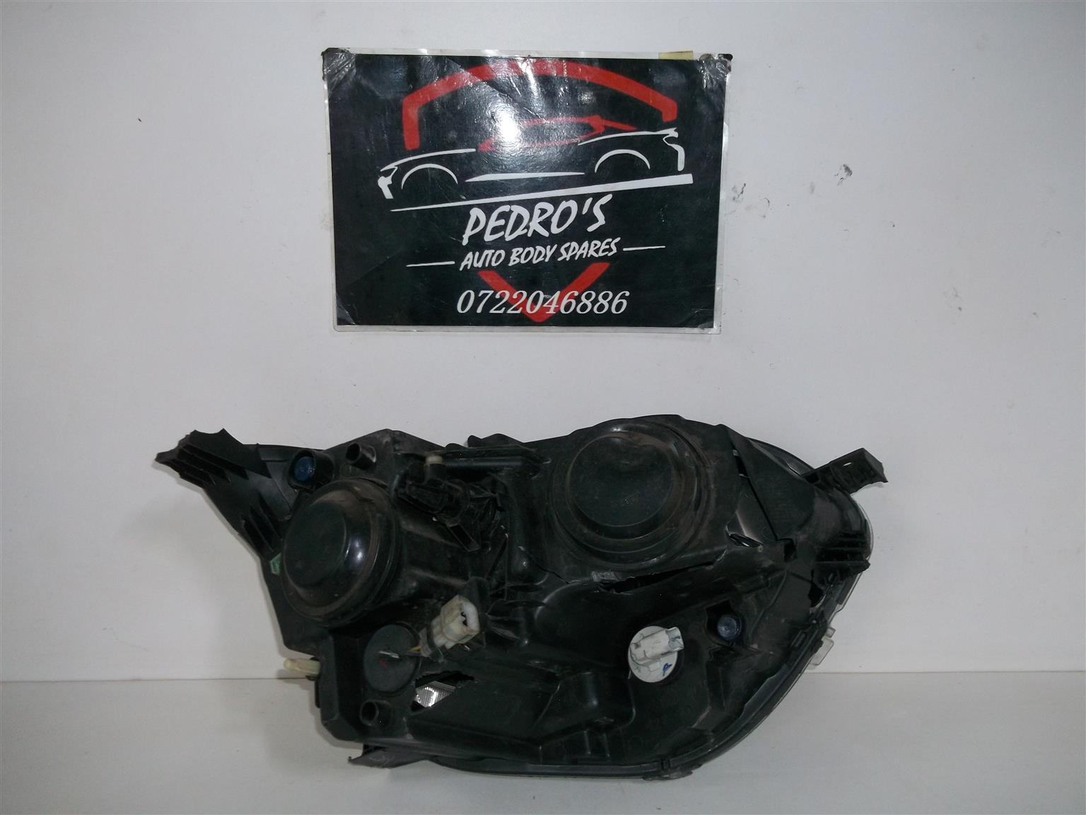 Renault Triber left projector headlight - Private Seller Renault Triber left projector headlight - Private Seller