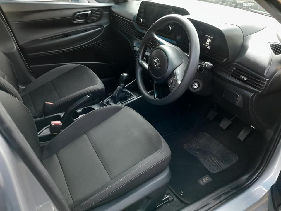 2023 HYUNDAI I20 1.2 MANUAL