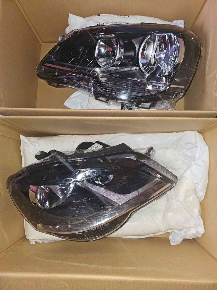 Polo Vivo New Headlights