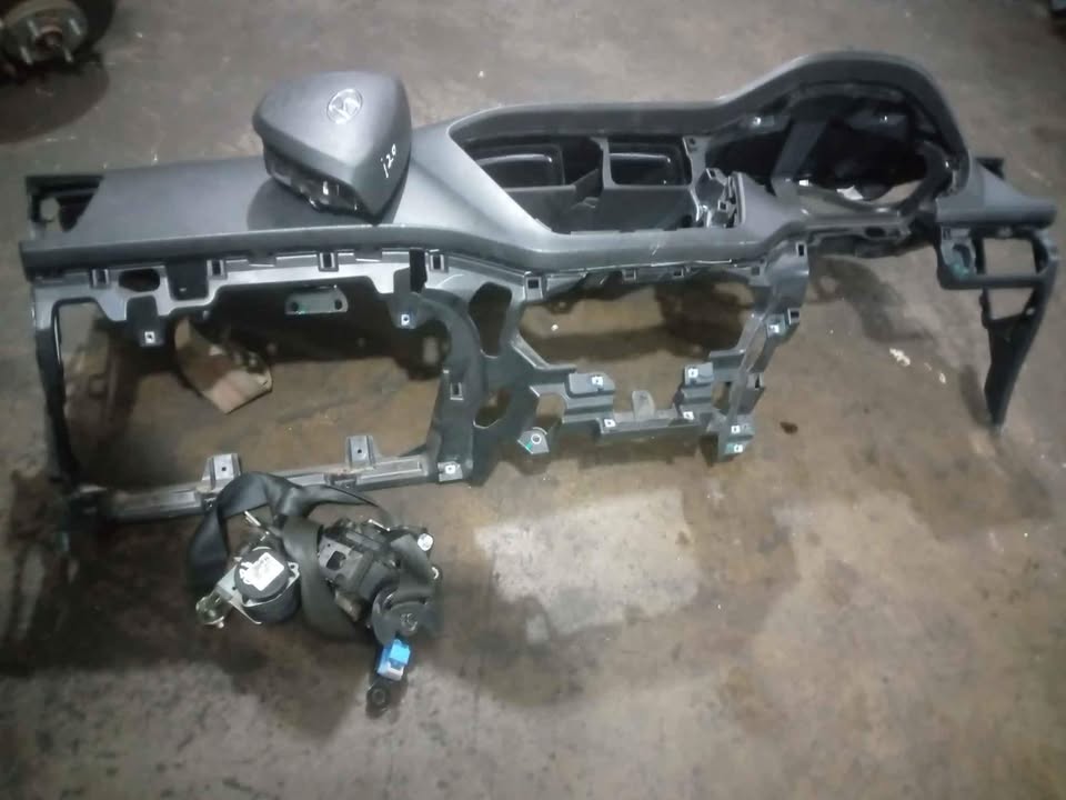 Hyundai i20 grand complete airbags set - Private Seller