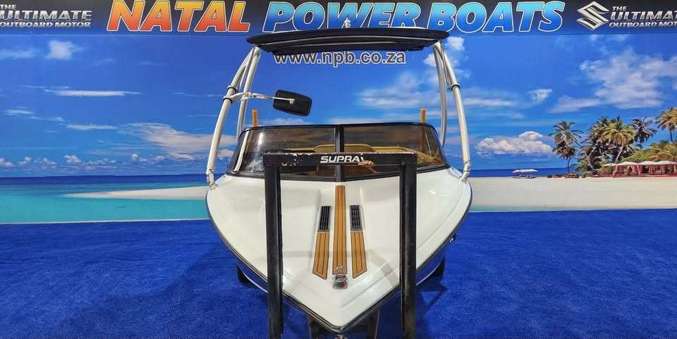 2006 SUPRA 20 ft