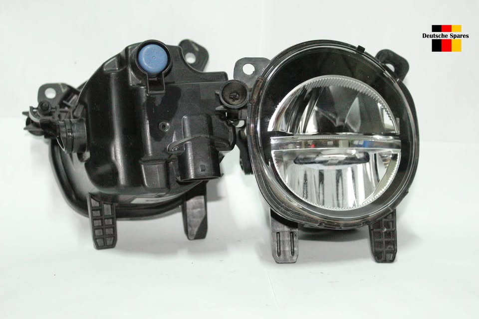 BMW F30 2012 FOG LIGHT L/R EACH - Private Seller BMW F30 2012 FOG LIGHT L/R EACH - Private Seller