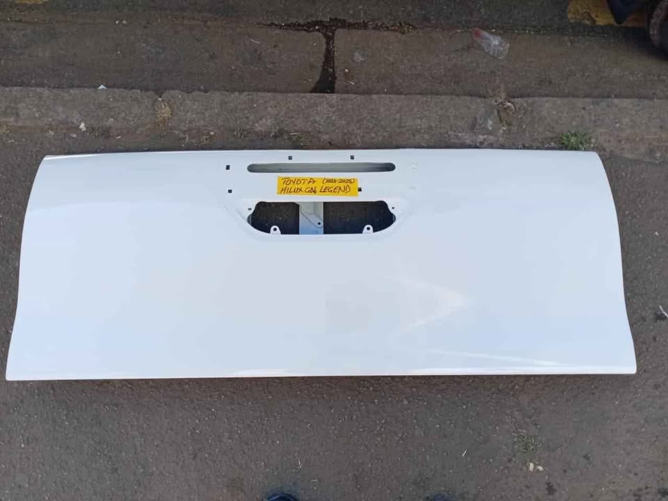 Toyota Hilux GD6 Legend Tailgate. Call or DM . - Private Seller Toyota Hilux GD6 Legend Tailgate. Call or DM . - Private Seller