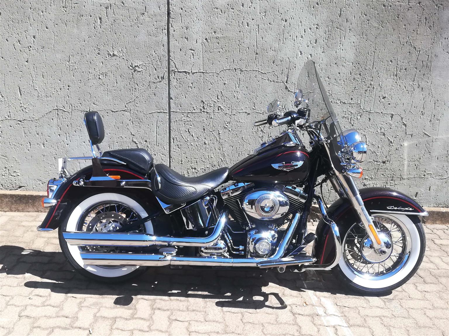 Very Nice, Well Looked After Softail Deluxe - Private Seller Very Nice, Well Looked After Softail Deluxe - Private Seller