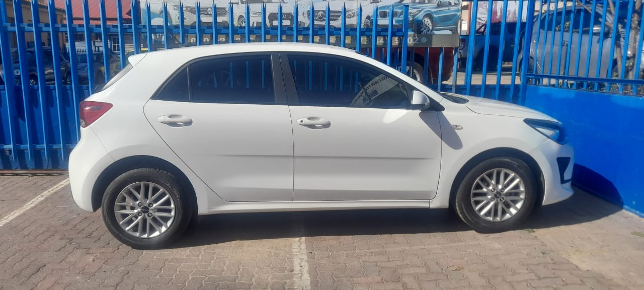 2021 KIA RIO 1.4 5dr tec