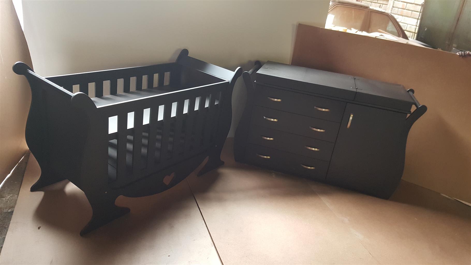 Baby Cot And Compactum Combo Item code Sur 22