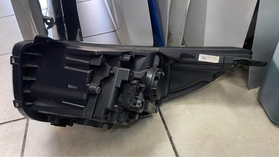 Kia Picanto LED HEADLIGHT - Private Seller Kia Picanto LED HEADLIGHT - Private Seller