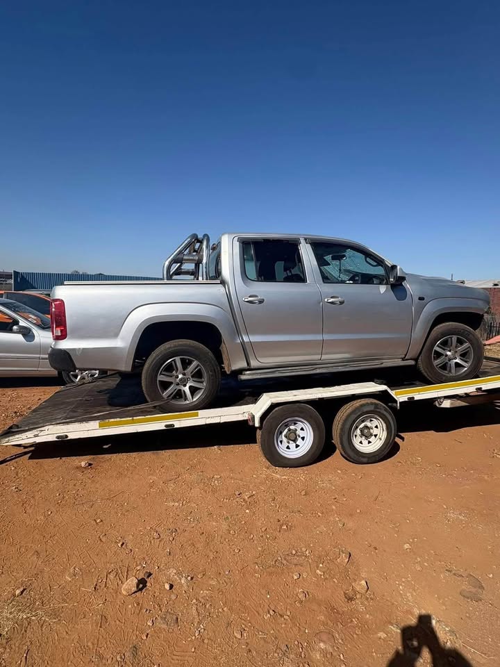 Volkswagen Amarok 4 motion tdi breaking for spares - Private Seller