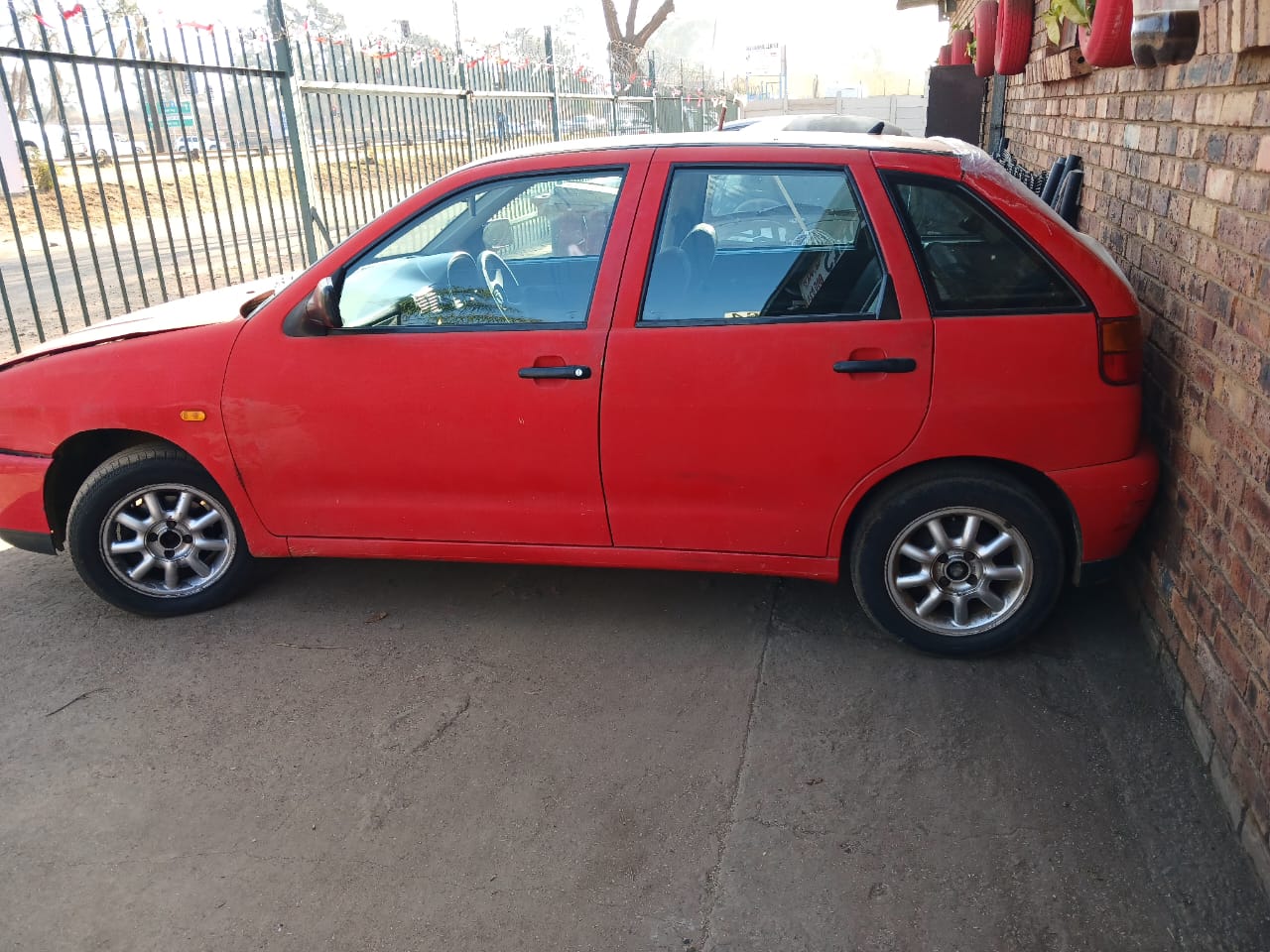 VW POLO PLAYA  BODY PARTS FOR SALE