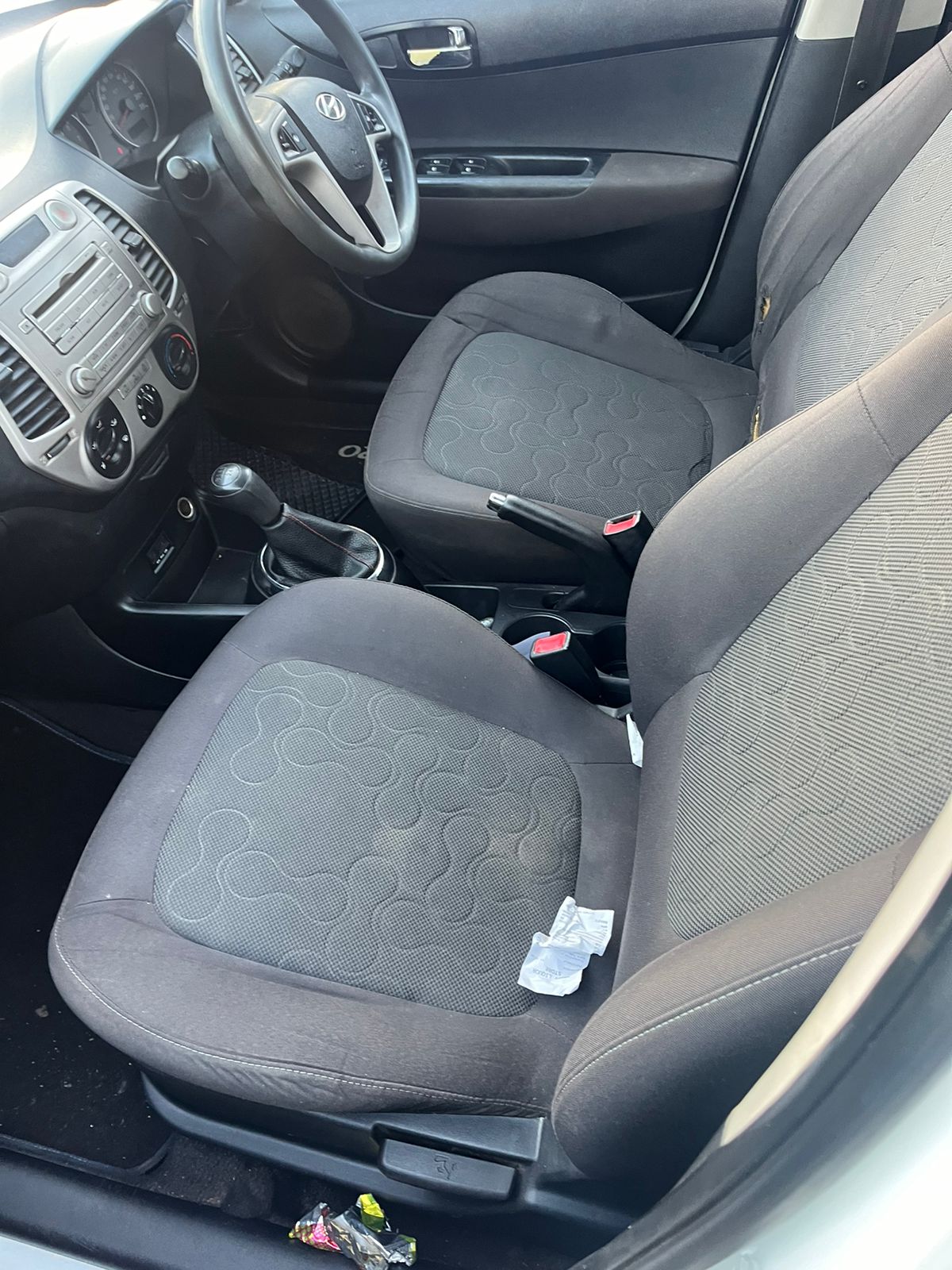 2011 Hyundai i20 1600Fitted with dictator.