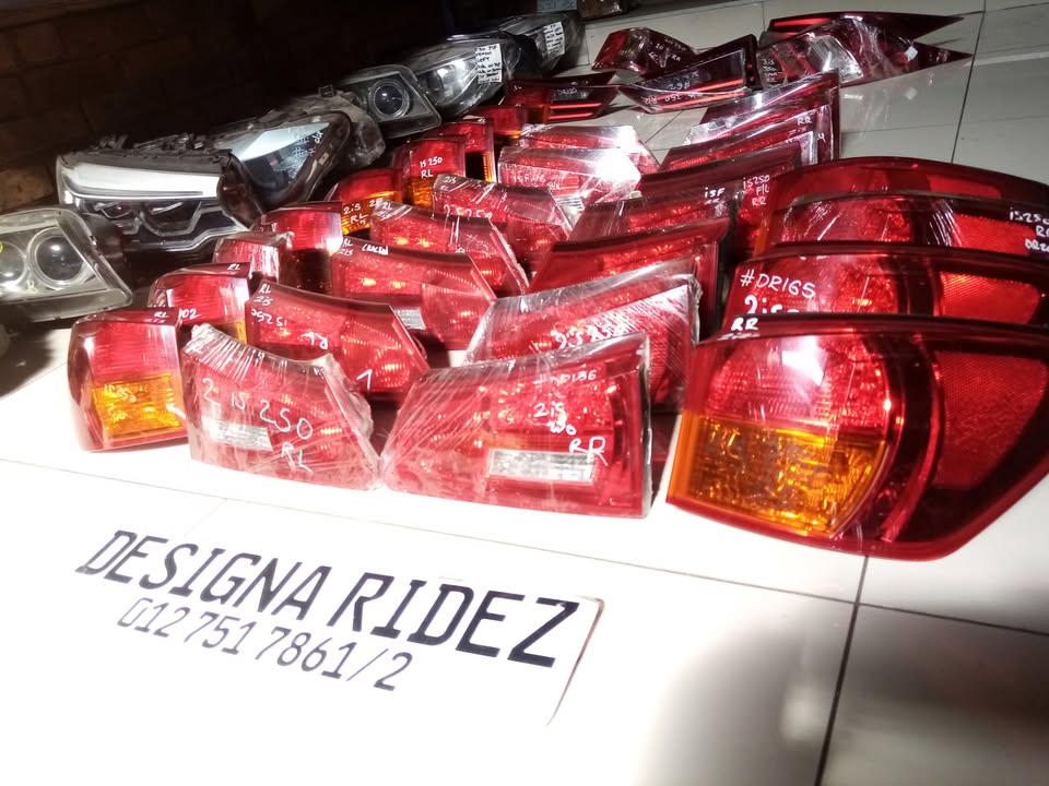LEXUS TAIL LIGHTS IS250 / IS 350 TAIL LIGHTS - Private Seller LEXUS TAIL LIGHTS IS250 / IS 350 TAIL LIGHTS - Private Seller