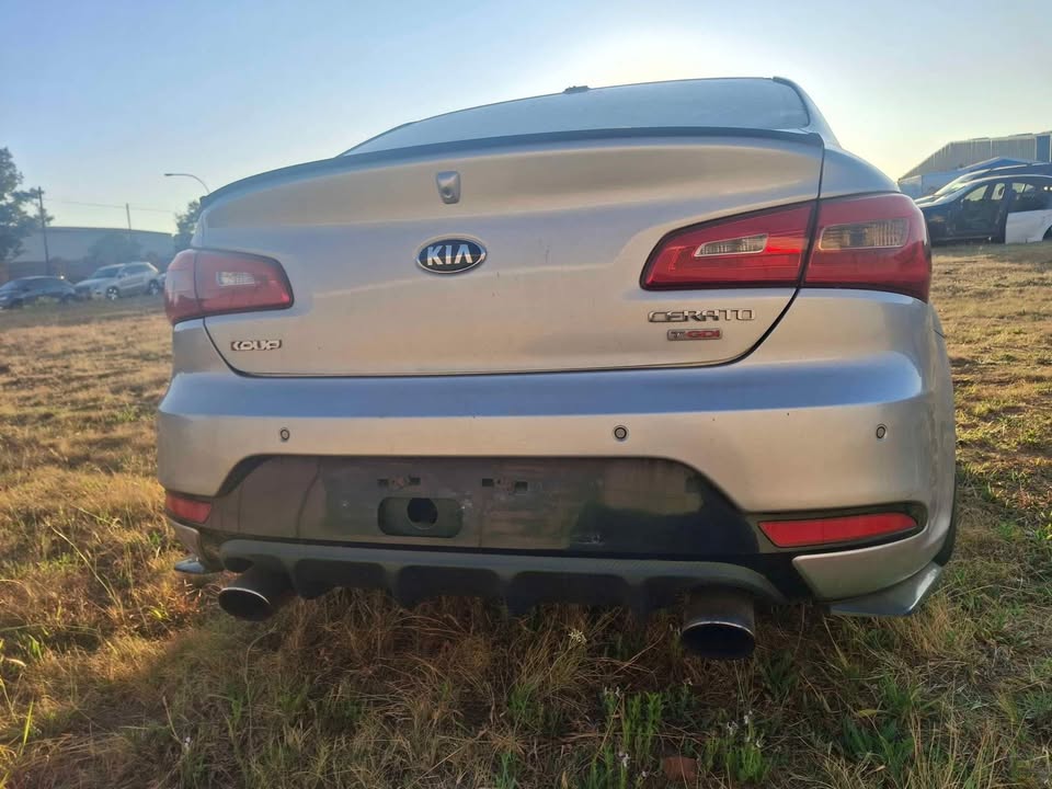 Stripping 2015 Kia Cerato koup t-Gdi - Private Seller