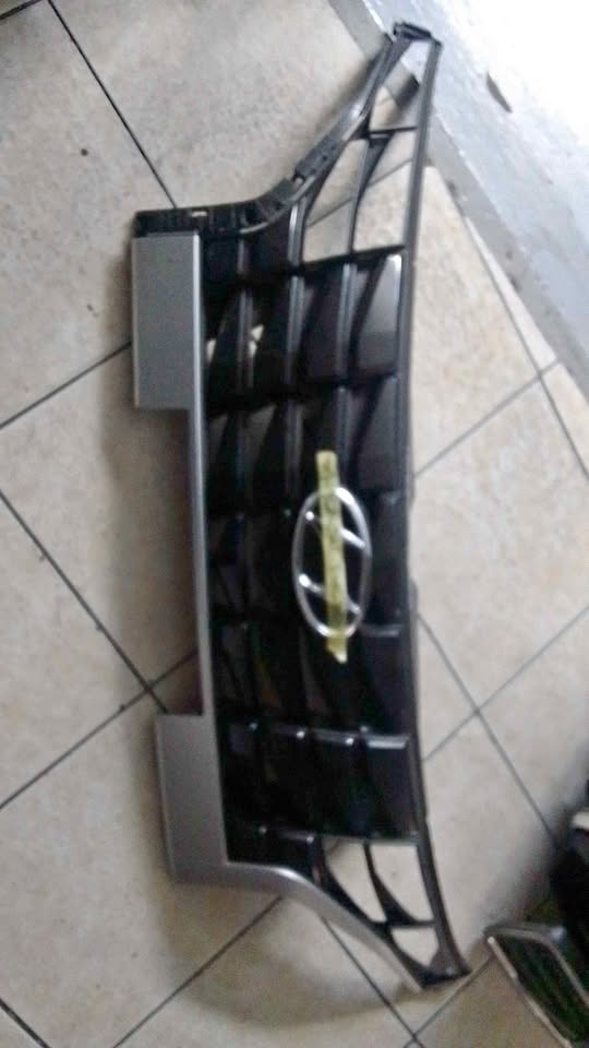 Hyundai Tucson grill - Private Seller Hyundai Tucson grill - Private Seller