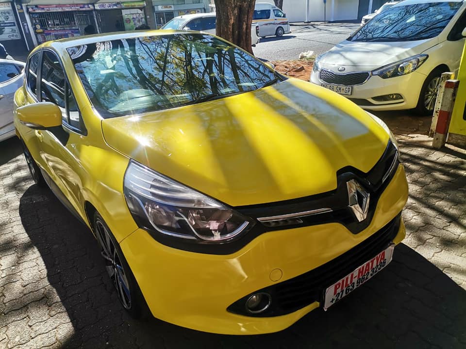 2015 RENAULT CLIO 4 900T MANUAL
