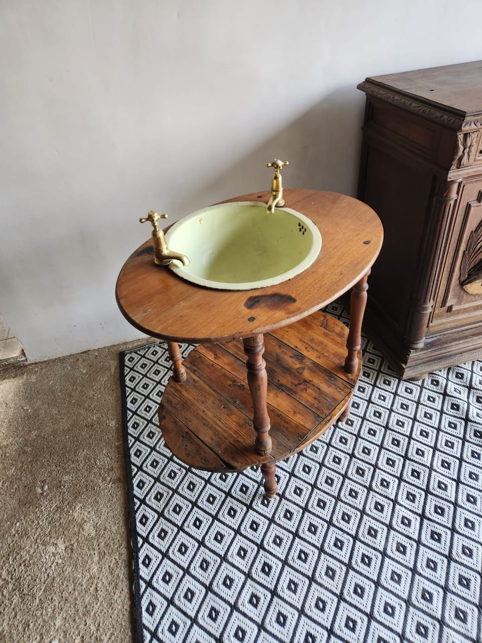Antique chairs and furniture Antique chairs and furniture