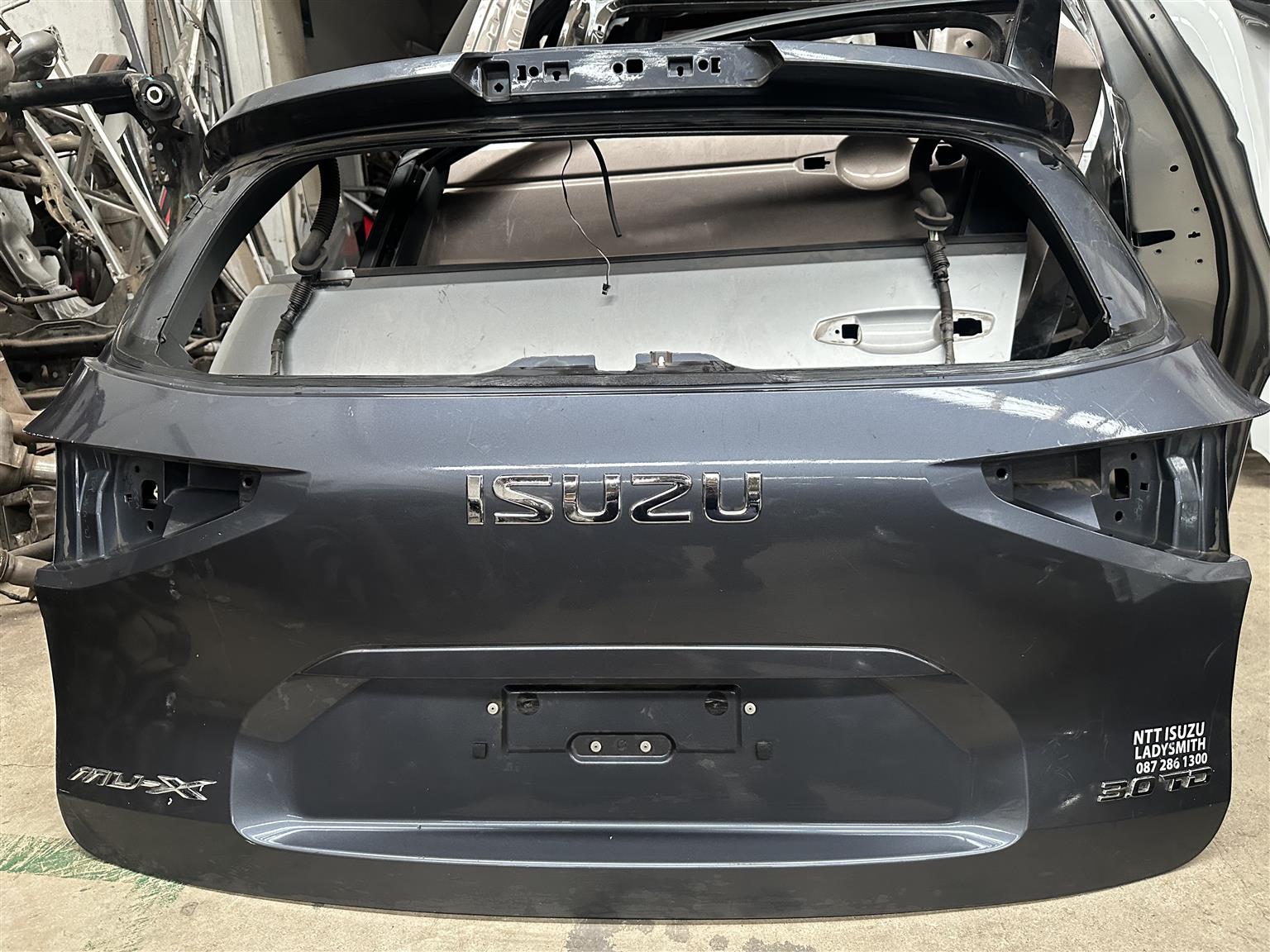 2022 Isuzu MU-X Tailgate - Private Seller 2022 Isuzu MU-X Tailgate - Private Seller