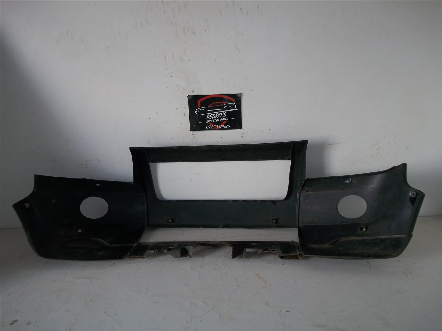 Land Rover discovery 3 front bumper - Private Seller Land Rover discovery 3 front bumper - Private Seller