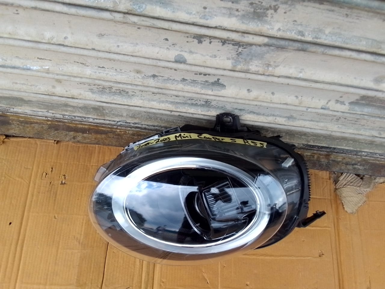 (2018-2023) MINI COOPER 5 R55 LHS LED XENON HEADLIGHT FOR SALE - Private Seller