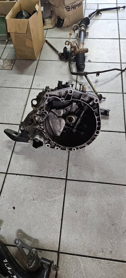 Fiat uno 1.1 gearbox - Private Seller