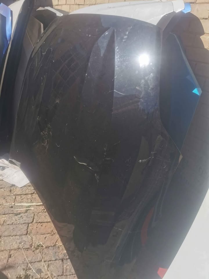 BMW G29 Z4 Bonnet - Private Seller BMW G29 Z4 Bonnet - Private Seller
