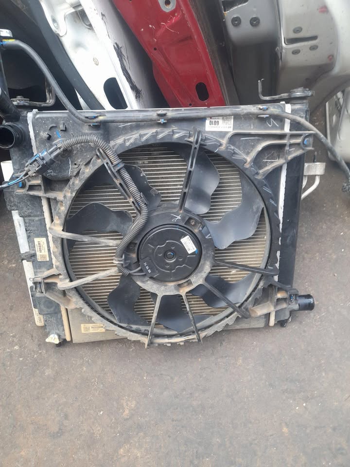 HYUNDAI I10 GRAND COMPLETE RADIATOR AVAILABLE - Private Seller HYUNDAI I10 GRAND COMPLETE RADIATOR AVAILABLE - Private Seller