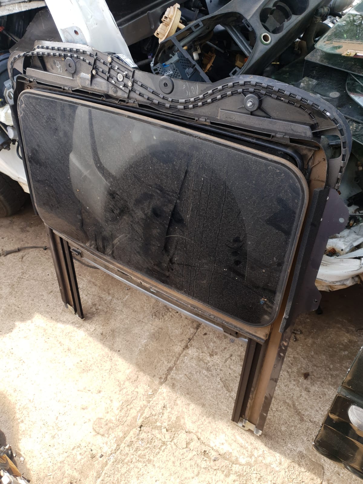 DISCOVERY 3 and 4 Original Sunroof For Sale - Private Seller