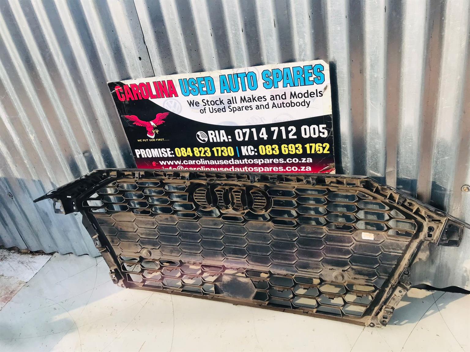 Audi A3 Sportback front bumper grill - Private Seller Audi A3 Sportback front bumper grill - Private Seller