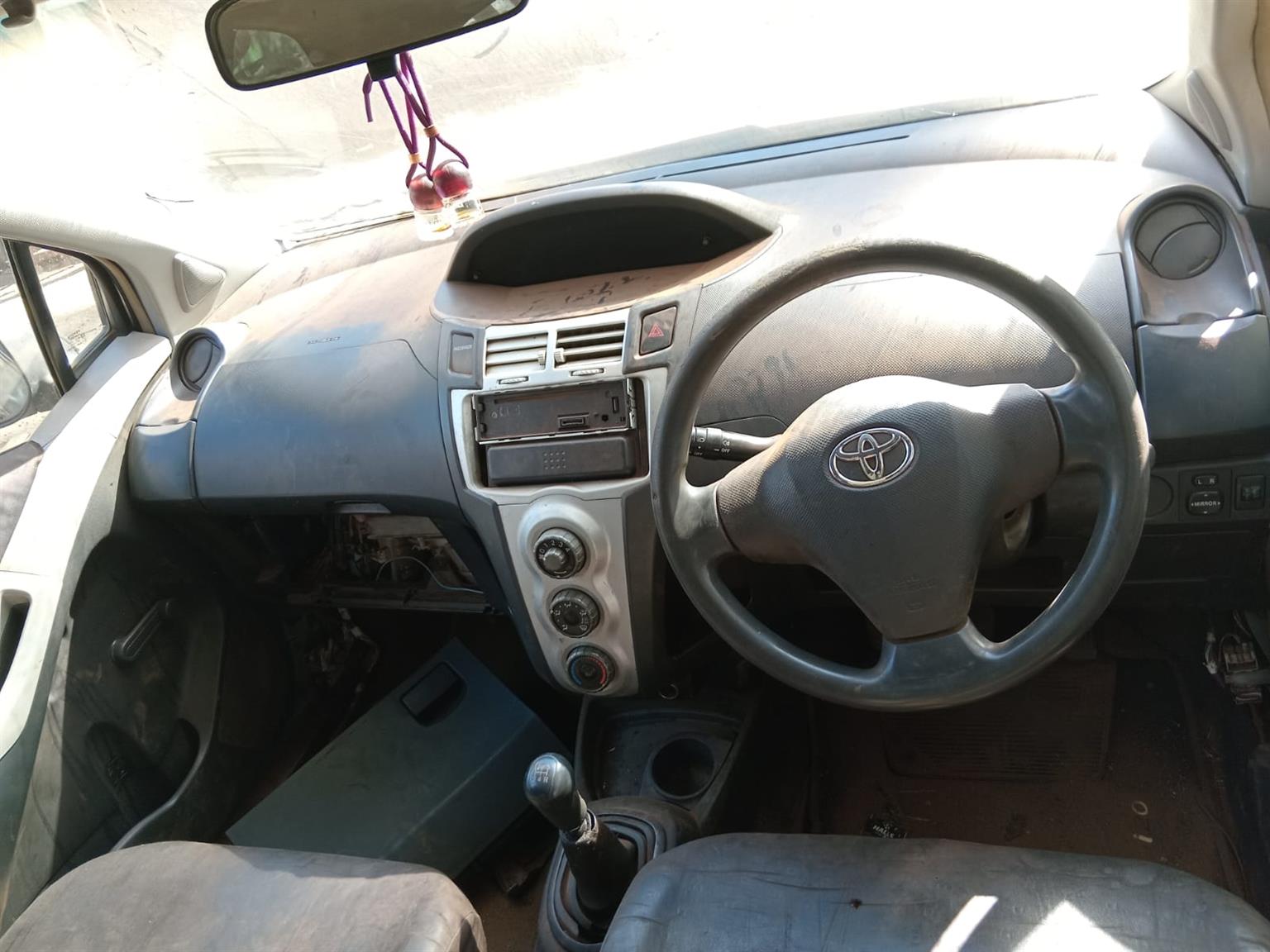 USED TOYOTA YARIS DASHBOARD FOR SALE - Private Seller USED TOYOTA YARIS DASHBOARD FOR SALE - Private Seller
