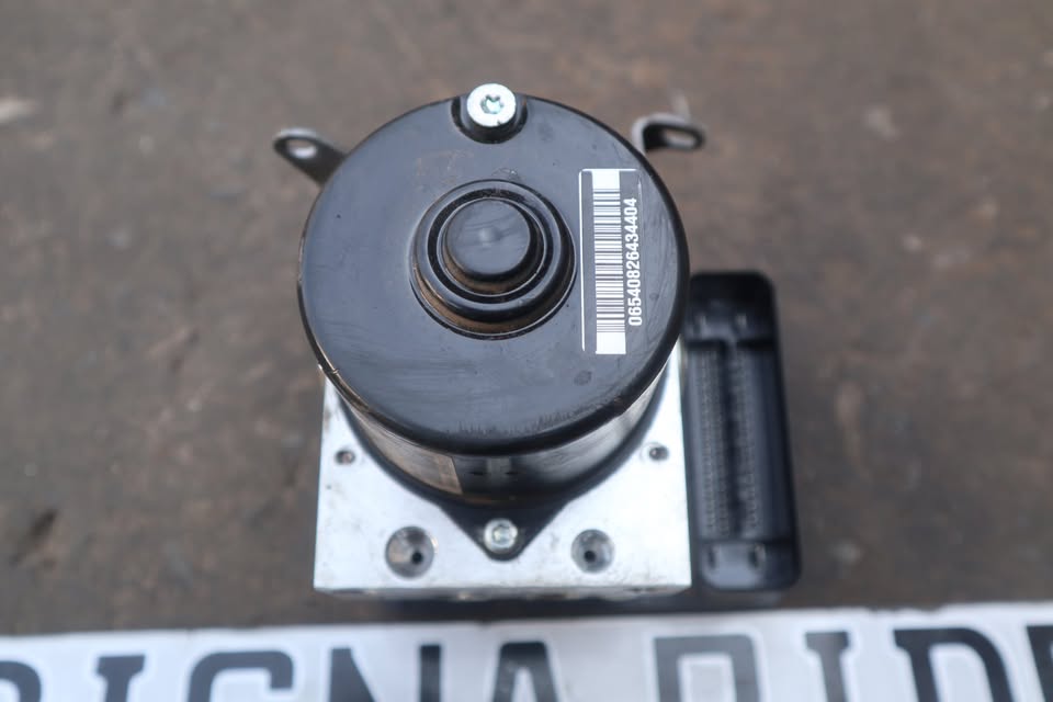 BMW E81/E82/E87/E88 ABS PUMP - Private Seller BMW E81/E82/E87/E88 ABS PUMP - Private Seller