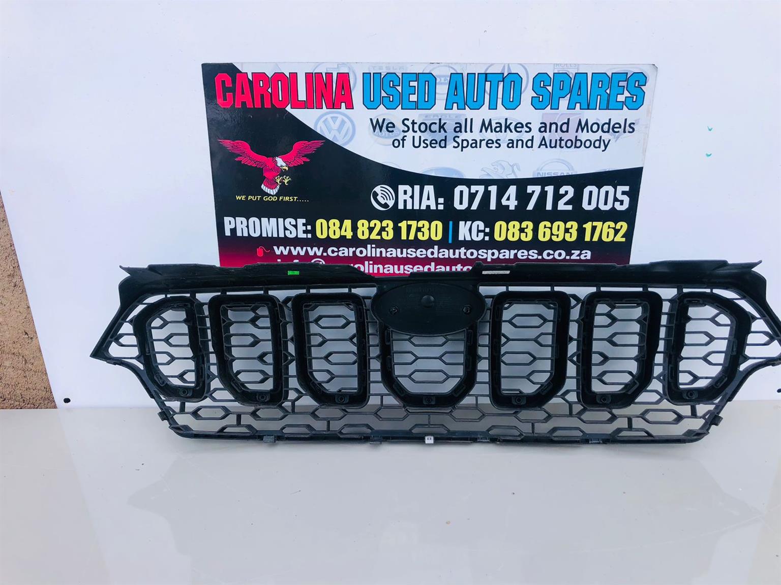 Mahindra Scorpio S11 radiator grill (black) - Private Seller Mahindra Scorpio S11 radiator grill (black) - Private Seller