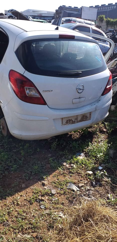 Opel Corsa Stripping parts