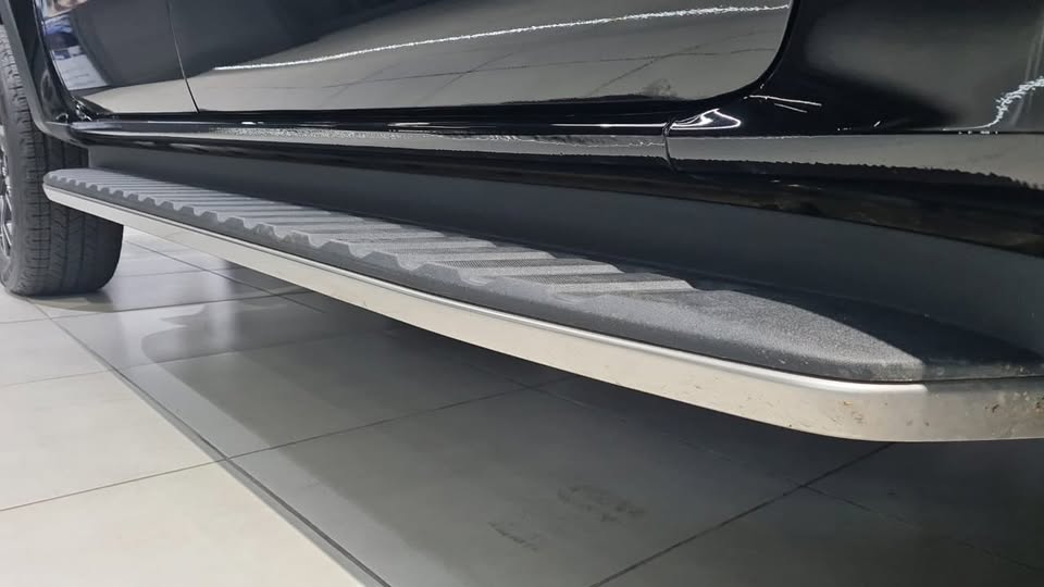 Ford Ranger Side Steps - Private Seller Ford Ranger Side Steps - Private Seller