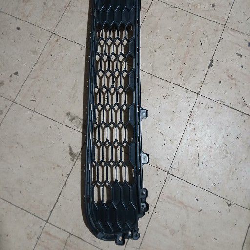 Toyota startlet grill - Private Seller Toyota startlet grill - Private Seller