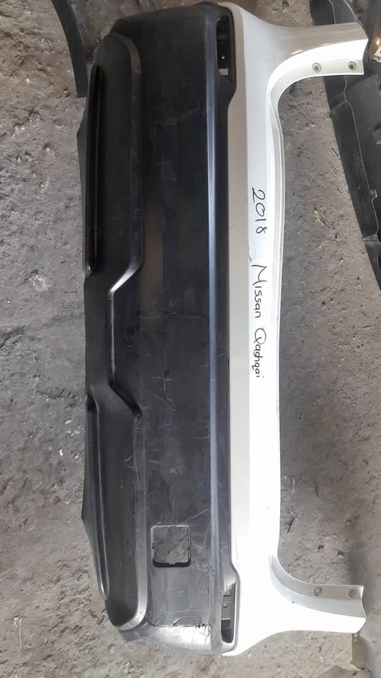 NISSAN QASHQAI 2018 BACK BUMPER - Private Seller NISSAN QASHQAI 2018 BACK BUMPER - Private Seller