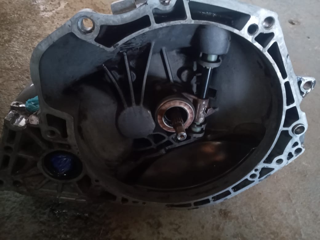 Opel Astra 1.6 gearbox for sale - Private Seller