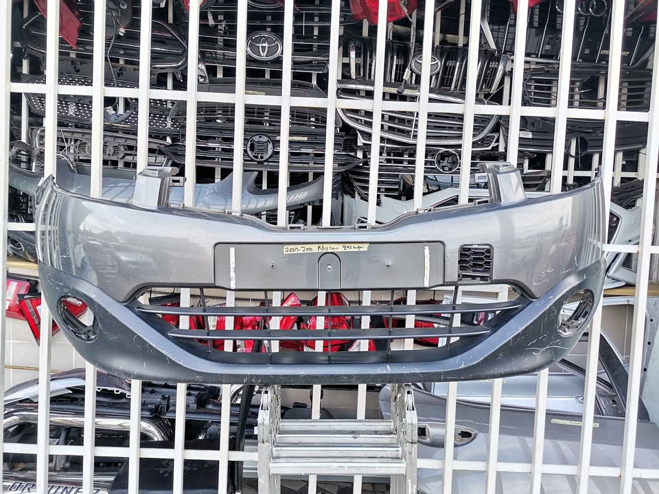 Nissan Qashqai front bumper 2007-2010 - Private Seller Nissan Qashqai front bumper 2007-2010 - Private Seller