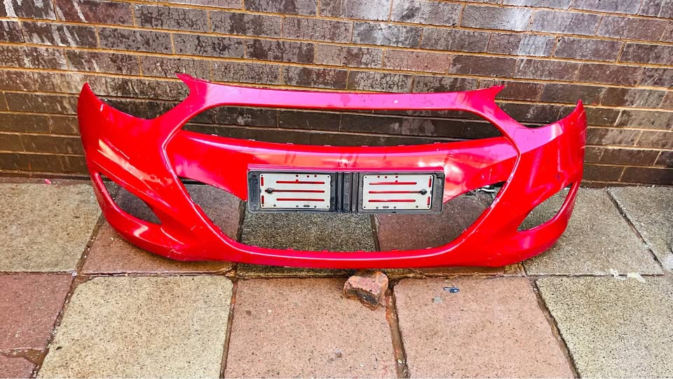 Hyundai i10 bumper - Private Seller Hyundai i10 bumper - Private Seller