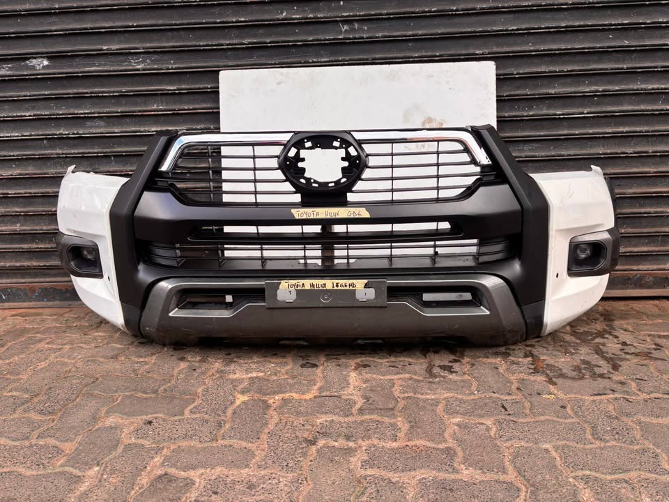 Toyota Hilux Legend 50 GD-6 Front Bumper - Private Seller