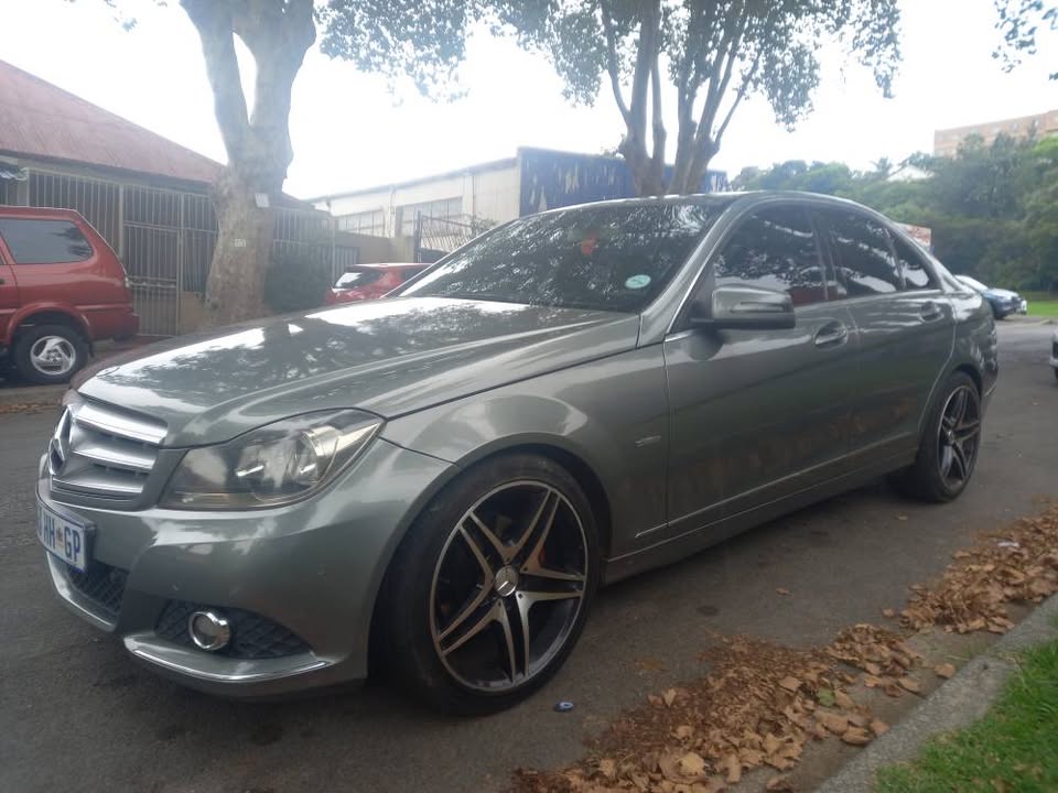 2012 Mercedes Benz C200 Petrol Automatic Transmission Grey Color Mileage 131000kms