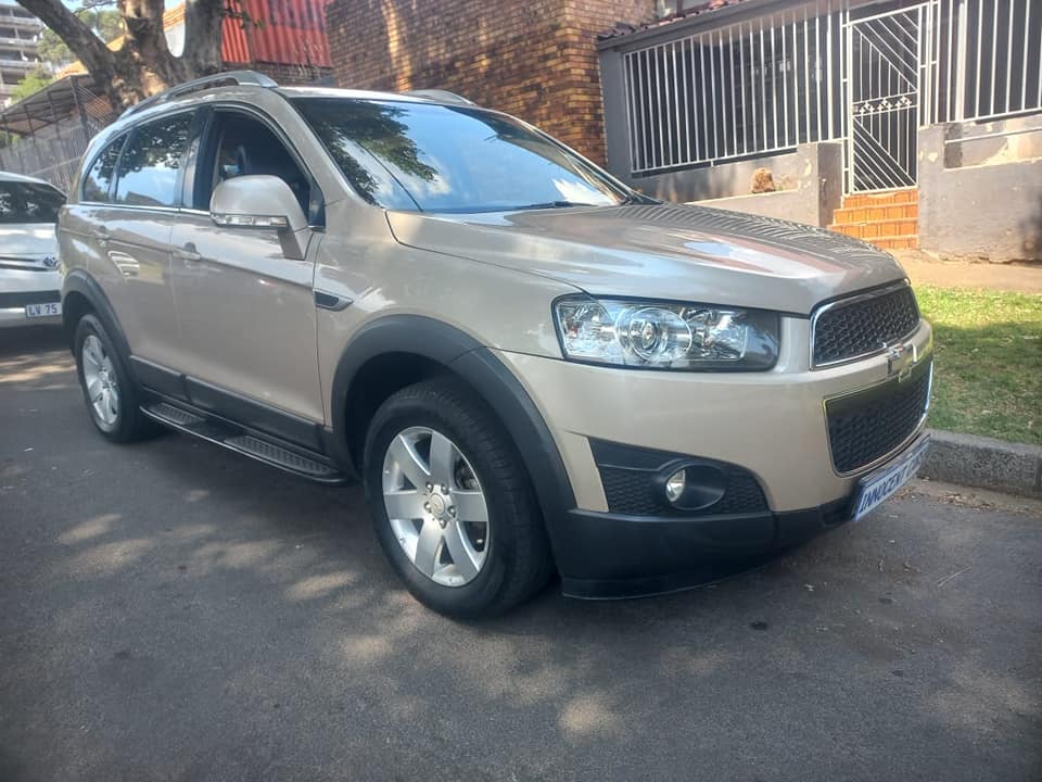 2012 CHEVROLET CAPTIVA 2.4 PETROL, AUTOMATIC, GOLD COLOR