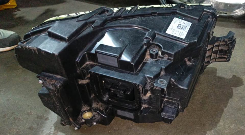 Citroen C5 Aircross LED headlight - Private Seller