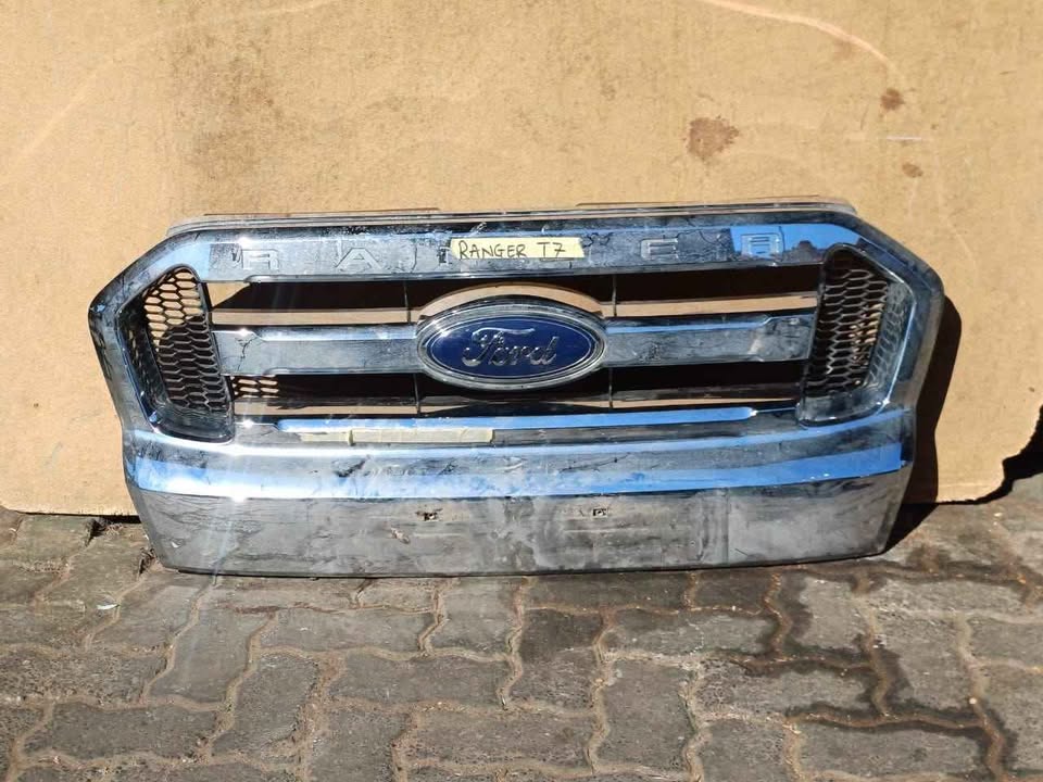 FORD RANGER T7 MAIN GRILL [CHROME] FOR SALE NOW - Private Seller