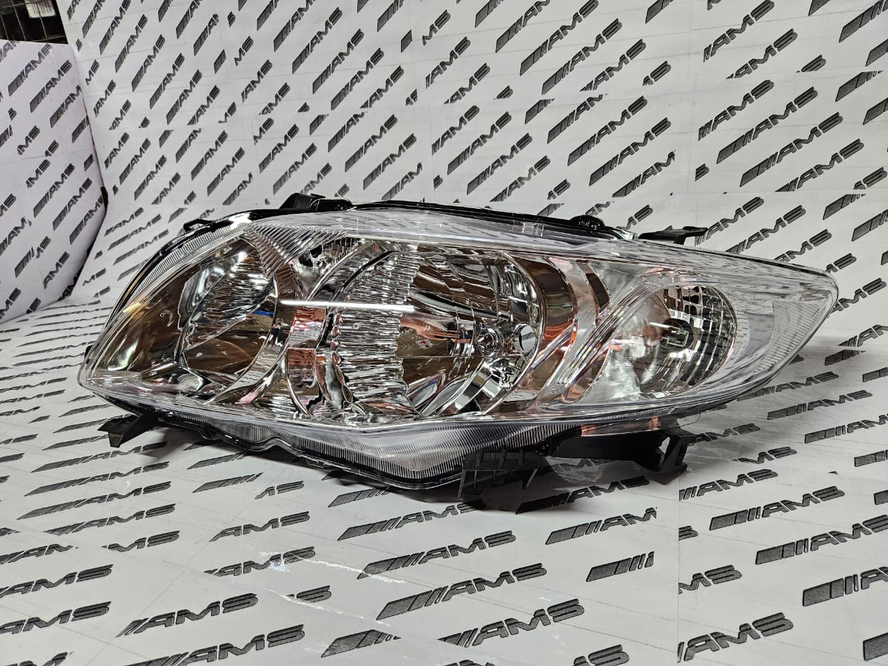 Illuminate Your Drive with Toyota Proff Headlights! - Private Seller Illuminate Your Drive with Toyota Proff Headlights! - Private Seller