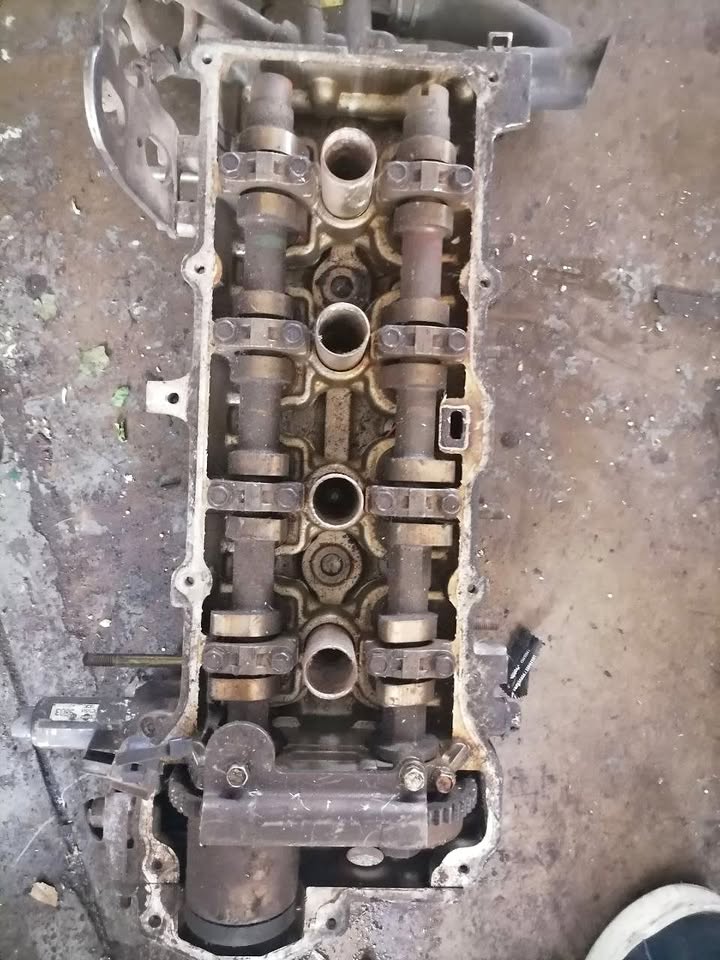 NISSAN ALMERA 1.8 CYLINDER HEAD - Private Seller NISSAN ALMERA 1.8 CYLINDER HEAD - Private Seller