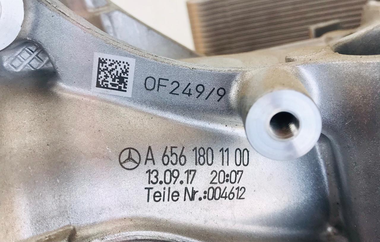 Mercedes Benz CLS W257 engine oil filter - Private Seller