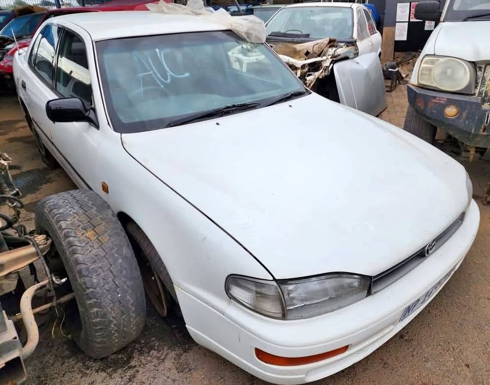 Toyota Camry 2.0 STRIPPING FOR SPARES/PARTS