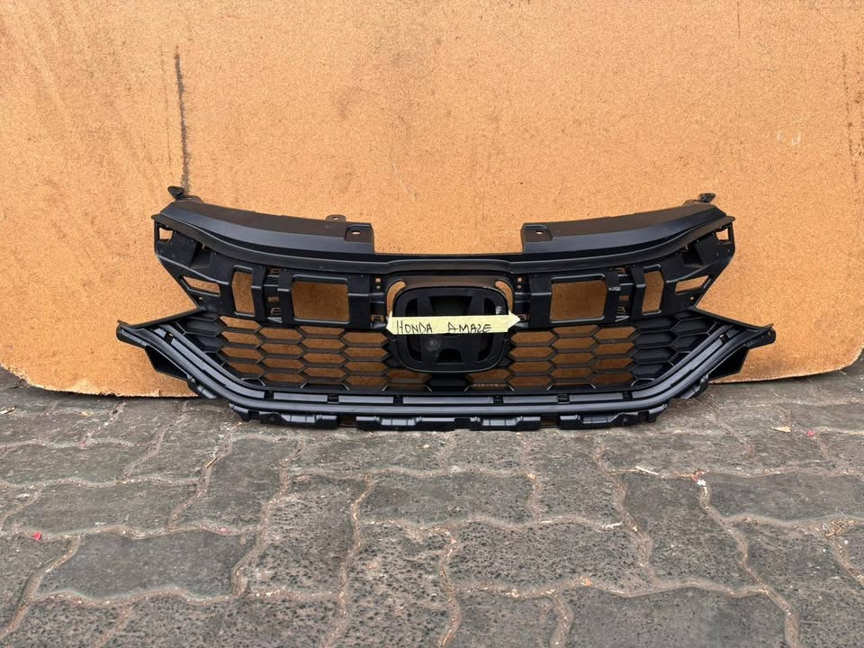 Honda Amaze Grill - Private Seller Honda Amaze Grill - Private Seller