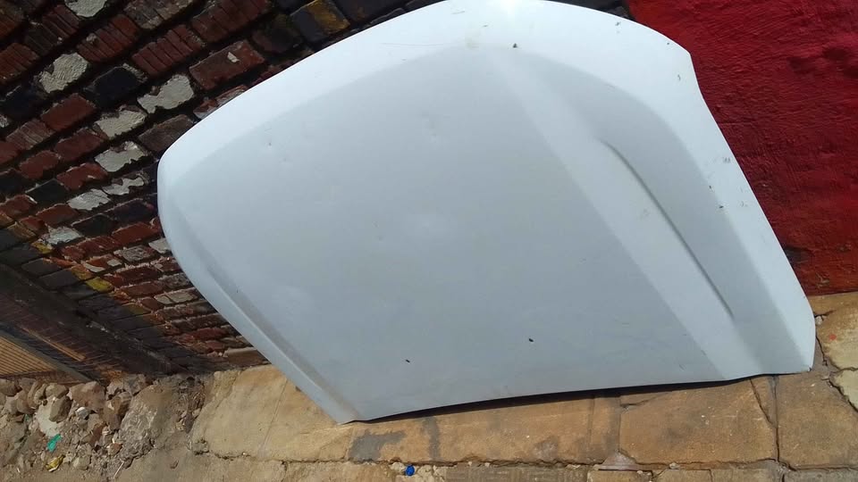 Ford Range T6 BONNET - Private Seller Ford Range T6 BONNET - Private Seller