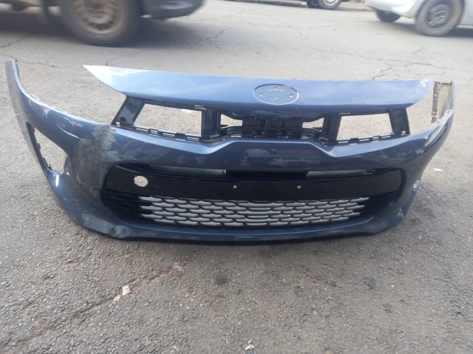 2017 - 2020 Kia Rio Front Bumper Shell - Private Seller 2017 - 2020 Kia Rio Front Bumper Shell - Private Seller