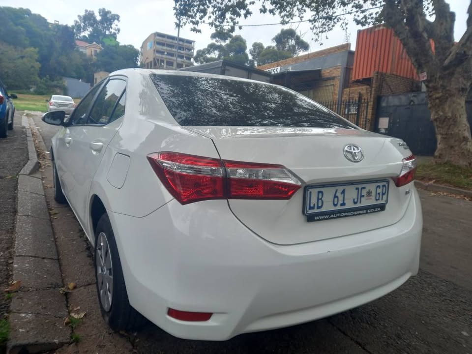 2023 Toyota Corolla Quest 1.8 Petrol, Automatic, White, 33000kms Service book